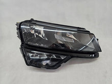 Laden Sie das Bild in den Galerie-Viewer, Frontscheinwerfer Skoda Karoq 57B941016A Rechts Scheinwerfer Headlight SCH3649464414fg