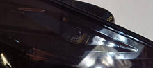 Load image into Gallery viewer, Frontscheinwerfer Chevrolet Corvette C7 23216693 Rechts Scheinwerfer Headlight SCH3650790208xv