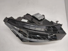 Laden Sie das Bild in den Galerie-Viewer, Frontscheinwerfer Skoda Enyaq 5LB941016B Rechts Scheinwerfer Headlight SCH3653596848sg