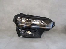 Load image into Gallery viewer, Frontscheinwerfer Skoda Karoq 57B941010 LED Rechts Scheinwerfer Headlight SCH3661664345sz