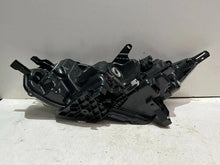 Laden Sie das Bild in den Galerie-Viewer, Frontscheinwerfer Nissan Qashqai I J11 10019010 Rechts Scheinwerfer Headlight SCH3662580688cg