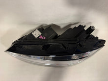 Laden Sie das Bild in den Galerie-Viewer, Frontscheinwerfer VW Touran 5TB941035B Links Scheinwerfer Headlight SCH3666258888uh