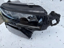 Laden Sie das Bild in den Galerie-Viewer, Frontscheinwerfer Skoda Karoq LAM-PA8 Rechts Scheinwerfer Headlight SCH3672653444ex