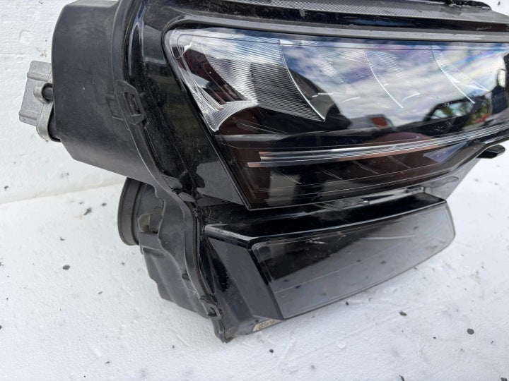 Frontscheinwerfer Skoda Karoq LAM-PA8 Rechts Scheinwerfer Headlight SCH3672653444ex