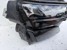 Laden Sie das Bild in den Galerie-Viewer, Frontscheinwerfer Skoda Karoq LAM-PA8 Rechts Scheinwerfer Headlight SCH3672653444ex
