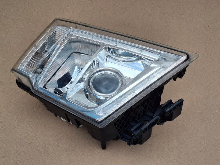 Frontscheinwerfer Volvo 82304585 Rechts Scheinwerfer Headlight SCH3677324984os