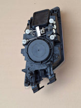 Laden Sie das Bild in den Galerie-Viewer, Frontscheinwerfer Volvo 82304585 Rechts Scheinwerfer Headlight SCH3677324984os