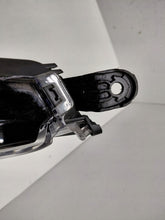 Load image into Gallery viewer, Frontscheinwerfer Toyota Corolla 81150-02X10 Links Scheinwerfer Headlight SCH3680989513sa