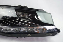 Laden Sie das Bild in den Galerie-Viewer, Frontscheinwerfer Skoda Fabia III 6V1941016F LED Rechts Scheinwerfer Headlight SCH3684181373kl