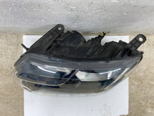 Laden Sie das Bild in den Galerie-Viewer, Frontscheinwerfer Dacia Duster 260609367R LED Links Scheinwerfer Headlight SCH3703480621zi