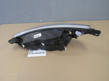 Laden Sie das Bild in den Galerie-Viewer, Frontscheinwerfer Ford Focus IX7B-13W029-AE Rechts Scheinwerfer Headlight SCH3706062034xo