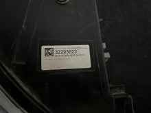 Laden Sie das Bild in den Galerie-Viewer, Frontscheinwerfer Volvo 32293923 Rechts Scheinwerfer Headlight SCH3708263075gt