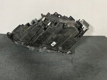 Laden Sie das Bild in den Galerie-Viewer, Frontscheinwerfer Volvo 32293923 Rechts Scheinwerfer Headlight SCH3708263075gt