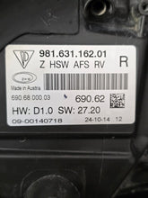 Laden Sie das Bild in den Galerie-Viewer, Frontscheinwerfer Porsche 718 Boxster Cayman 98163116201 Rechts Headlight SCH3712630902bw