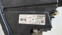 Laden Sie das Bild in den Galerie-Viewer, Frontscheinwerfer Volvo I 23752664 Links Scheinwerfer Headlight SCH3715907697jn
