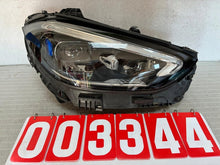 Laden Sie das Bild in den Galerie-Viewer, Frontscheinwerfer Mercedes-Benz W206 A2069066805 LED Rechts Headlight SCH3720553606nc