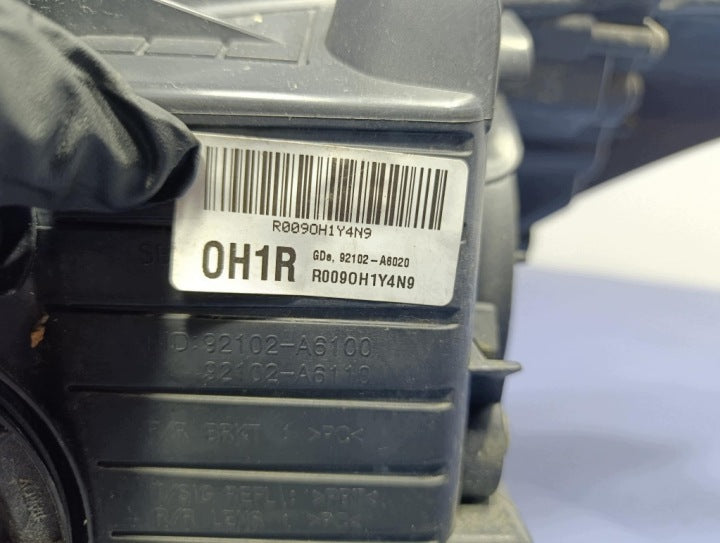 Frontscheinwerfer Hyundai I30 92102-A6020 Rechts Scheinwerfer Headlight SCH3722078568gr