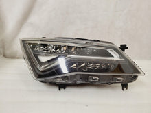 Laden Sie das Bild in den Galerie-Viewer, Frontscheinwerfer Seat Ateca 576941008D 576941007D Ein Satz Headlight SCH3723393240lw