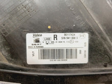 Laden Sie das Bild in den Galerie-Viewer, Frontscheinwerfer Seat Ateca 576941008D 576941007D Ein Satz Headlight SCH3723393240lw