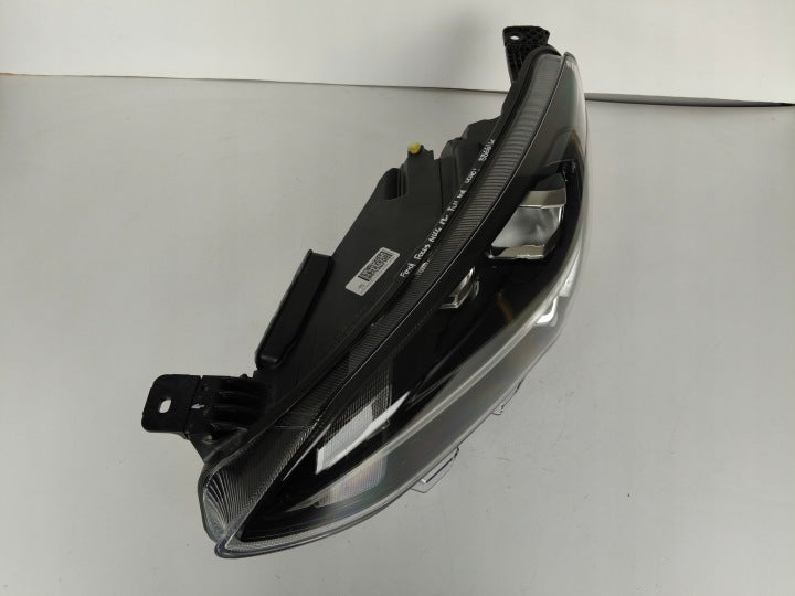 Frontscheinwerfer Ford Focus MX7B-13E015-ED Links Scheinwerfer Headlight SCH3730446165in