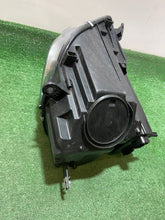 Laden Sie das Bild in den Galerie-Viewer, Frontscheinwerfer Mini Countryman F60 749480202 Rechts Scheinwerfer Headlight SCH3731778237ea