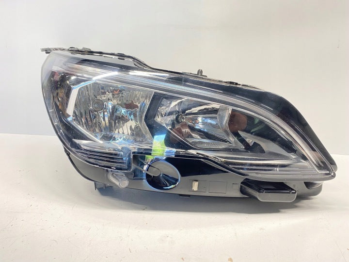 Frontscheinwerfer Peugeot 3008 90094693 LED Rechts Scheinwerfer Headlight SCH3733630104ci