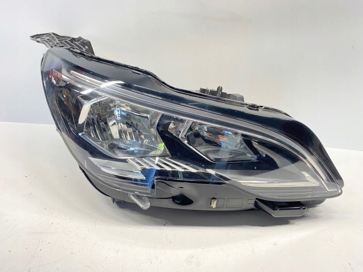 Frontscheinwerfer Peugeot 3008 90094693 LED Rechts Scheinwerfer Headlight SCH3733630104ci