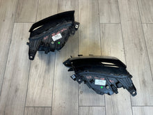 Laden Sie das Bild in den Galerie-Viewer, Frontscheinwerfer Fiat Grande 9855952180 9855952380 Ein Satz Headlight SCH3736318063jw