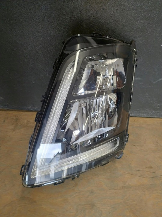 Frontscheinwerfer Volvo 22239056 Links Scheinwerfer Headlight SCH3744067027cp