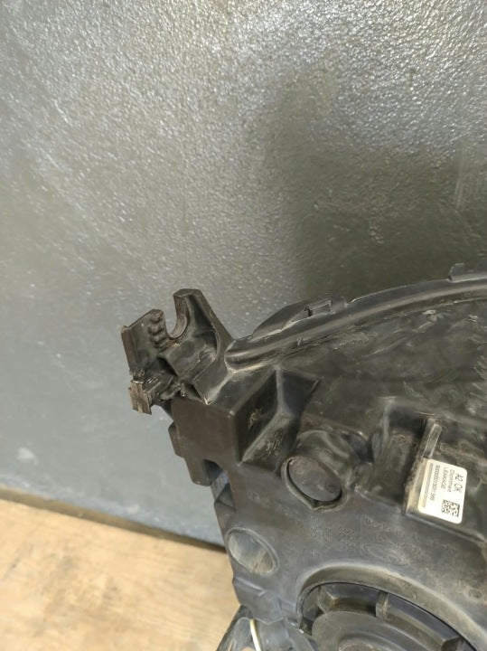 Frontscheinwerfer Volvo 22239056 Links Scheinwerfer Headlight SCH3744067027cp