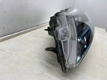 Laden Sie das Bild in den Galerie-Viewer, Frontscheinwerfer Suzuki Vitara I 100-7R016 Links Scheinwerfer Headlight SCH3746833129oe