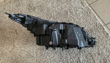 Laden Sie das Bild in den Galerie-Viewer, Frontscheinwerfer Lexus Rx 81185-48D70 LED Links Scheinwerfer Headlight SCH3748670218df