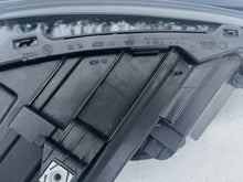 Laden Sie das Bild in den Galerie-Viewer, Frontscheinwerfer VW Golf VIII 5H1941005B LED Links Scheinwerfer Headlight SCH3749373905hj