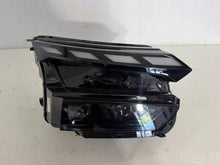 Laden Sie das Bild in den Galerie-Viewer, Frontscheinwerfer Skoda 5LB941036 Rechts Scheinwerfer Headlight SCH3751429546nr