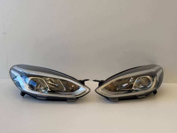 Frontscheinwerfer Ford Fiesta H1BB13W030CE Ein Stück (Rechts oder Links) SCH3753804297eu