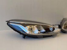 Laden Sie das Bild in den Galerie-Viewer, Frontscheinwerfer Ford Fiesta H1BB13W030CE Ein Stück (Rechts oder Links) SCH3753804297eu