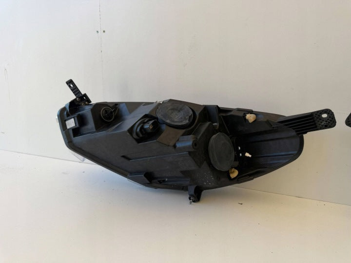 Frontscheinwerfer Ford Fiesta H1BB13W030CE Ein Stück (Rechts oder Links) SCH3753804297eu