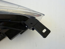 Laden Sie das Bild in den Galerie-Viewer, Frontscheinwerfer Ford Fiesta H1BB13W030CE Ein Stück (Rechts oder Links) SCH3753804297eu