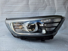 Laden Sie das Bild in den Galerie-Viewer, Frontscheinwerfer Kia Stonic 92102-H8000 Rechts Scheinwerfer Headlight SCH3755377071ro
