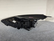 Laden Sie das Bild in den Galerie-Viewer, Frontscheinwerfer Hyundai I30 III 92102G4120 LED Rechts Scheinwerfer Headlight SCH3759376045rv