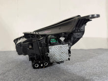 Laden Sie das Bild in den Galerie-Viewer, Frontscheinwerfer Hyundai I30 III 92102G4120 LED Rechts Scheinwerfer Headlight SCH3759376045rv