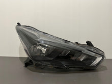Laden Sie das Bild in den Galerie-Viewer, Frontscheinwerfer Nissan Micra I K14 260105FA0B 10018728 Rechts Headlight SCH3762786638iw