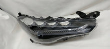 Laden Sie das Bild in den Galerie-Viewer, Frontscheinwerfer Toyota Corolla 16-184 Rechts Scheinwerfer Headlight SCH3774619267zn