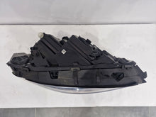Laden Sie das Bild in den Galerie-Viewer, Frontscheinwerfer Mercedes-Benz W247 A2479066401 Full LED Rechts Headlight SCH3775324922ud