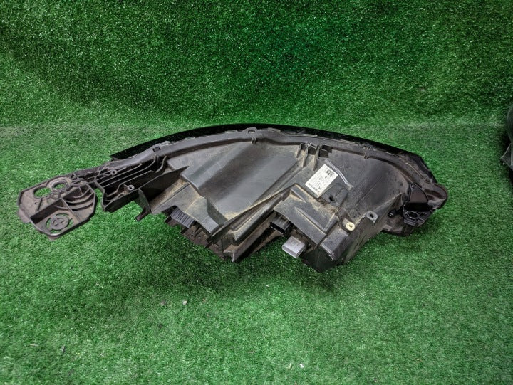 Frontscheinwerfer Peugeot II 89914773 Links Scheinwerfer Headlight SCH3775666212cb