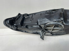 Laden Sie das Bild in den Galerie-Viewer, Frontscheinwerfer Ford Fiesta I 8A61-13W029-CG Rechts Scheinwerfer Headlight SCH3776558816st