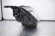 Load image into Gallery viewer, Frontscheinwerfer Peugeot 5008 II 9810478280 Rechts Scheinwerfer Headlight SCH3778654768rx