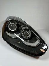 Load image into Gallery viewer, Frontscheinwerfer Porsche Cayenne 7P5941754AA Xenon Rechts Headlight SCH3781176889lo