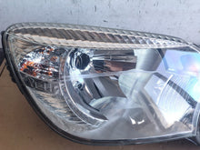 Laden Sie das Bild in den Galerie-Viewer, Frontscheinwerfer Skoda Yeti 5L1941016A Rechts Scheinwerfer Headlight SCH3785341961ew