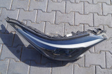 Laden Sie das Bild in den Galerie-Viewer, Frontscheinwerfer Toyota Chr 81110-YP280-00 Rechts Scheinwerfer Headlight SCH3788627230xg